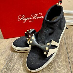 Roger Vivier - Bow Accents Pearls Sneakers - Size 36.5